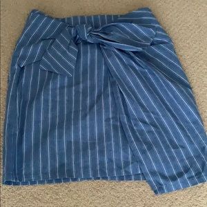 Brand NWT blue striped paper bag tie skirt